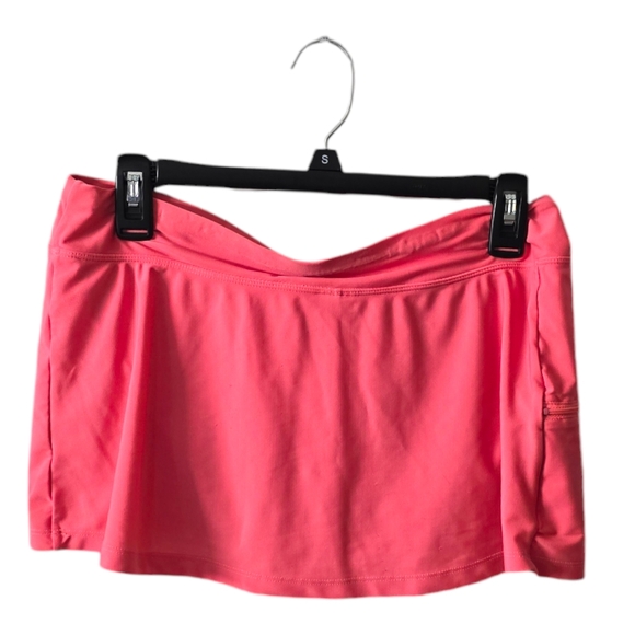 Go by GossipPeach side zip swim skirt Medium Zipper pocket on the right - Picture 2 of 3